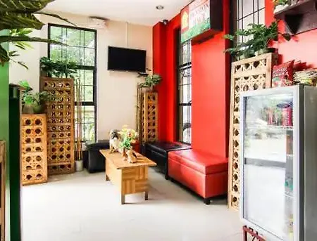 Bertlee\'S Pension Hauz
